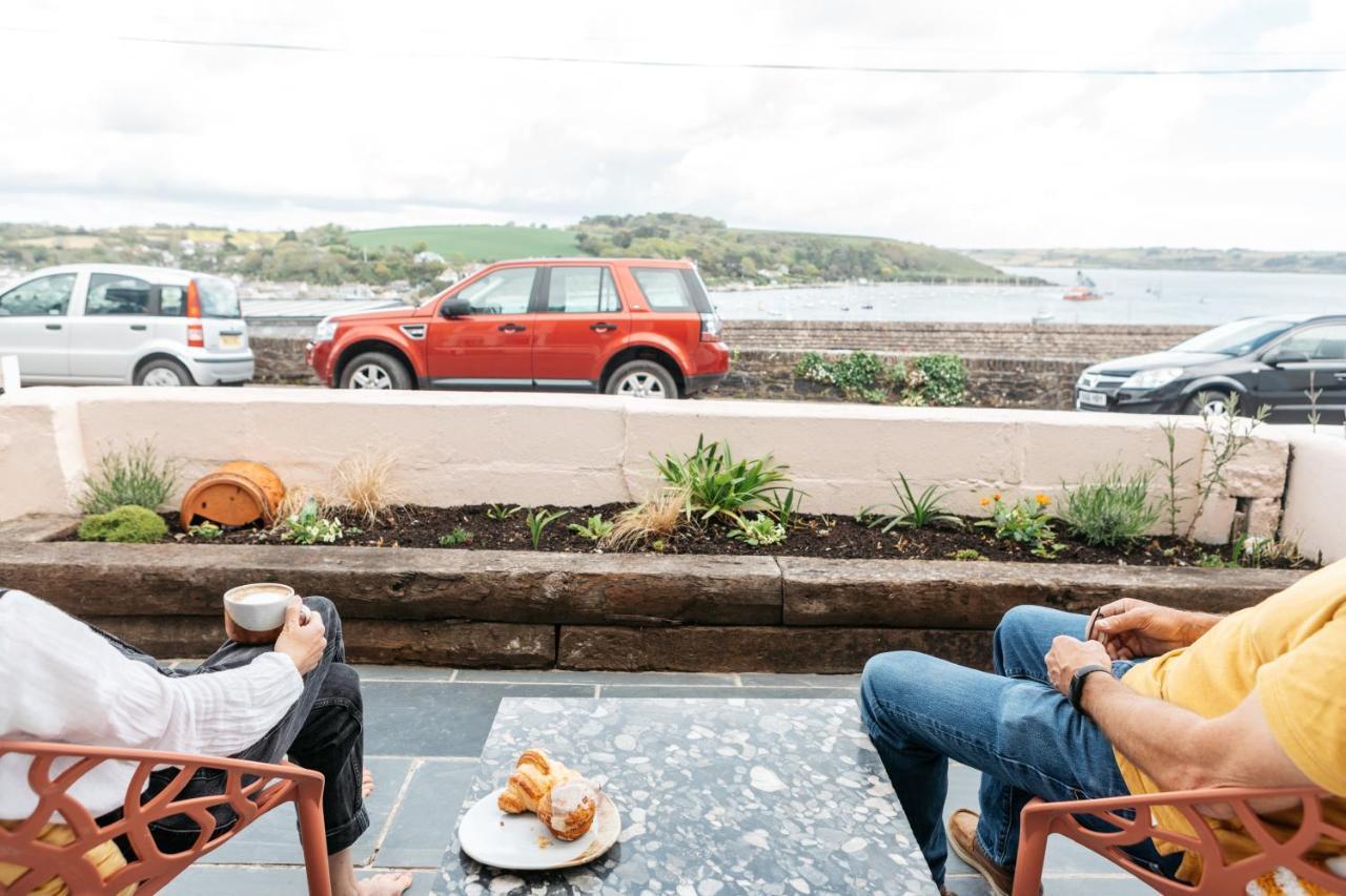 Stunning Views Over The Beautiful Falmouth Harbour ภายนอก รูปภาพ